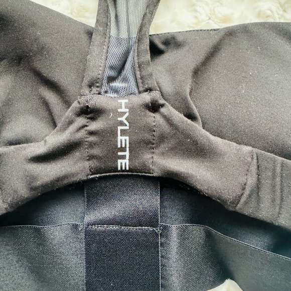 Hylete Lumis Black Mesh Racerback Sports Bra with Removeable Pads NEW Sz Small - Picture 5 of 6